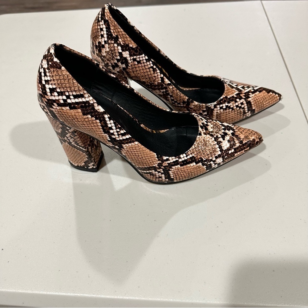 Snakeskin Patterned Block Heel Pumps